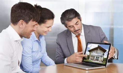 Thrifty Real Estate Agents Can Save Money on Marketing